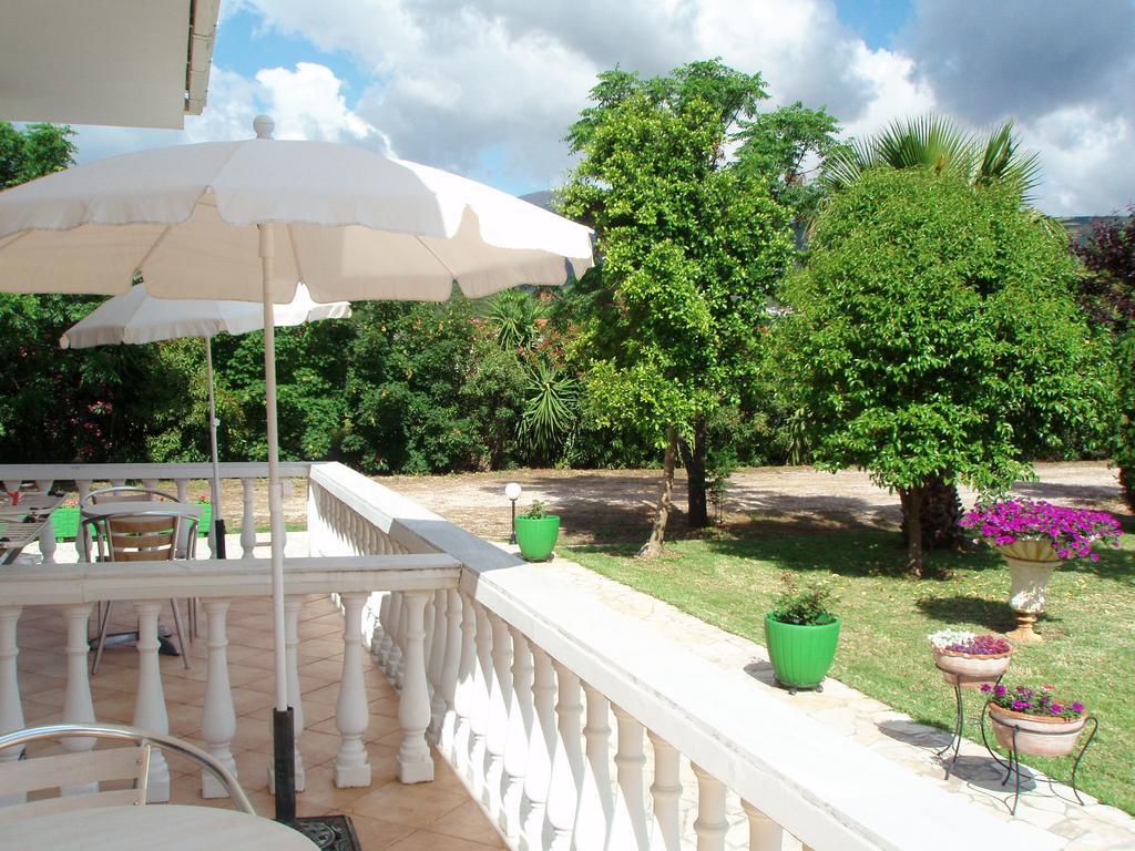 Finikes Studios Kefalonia Sami  Exteriör bild