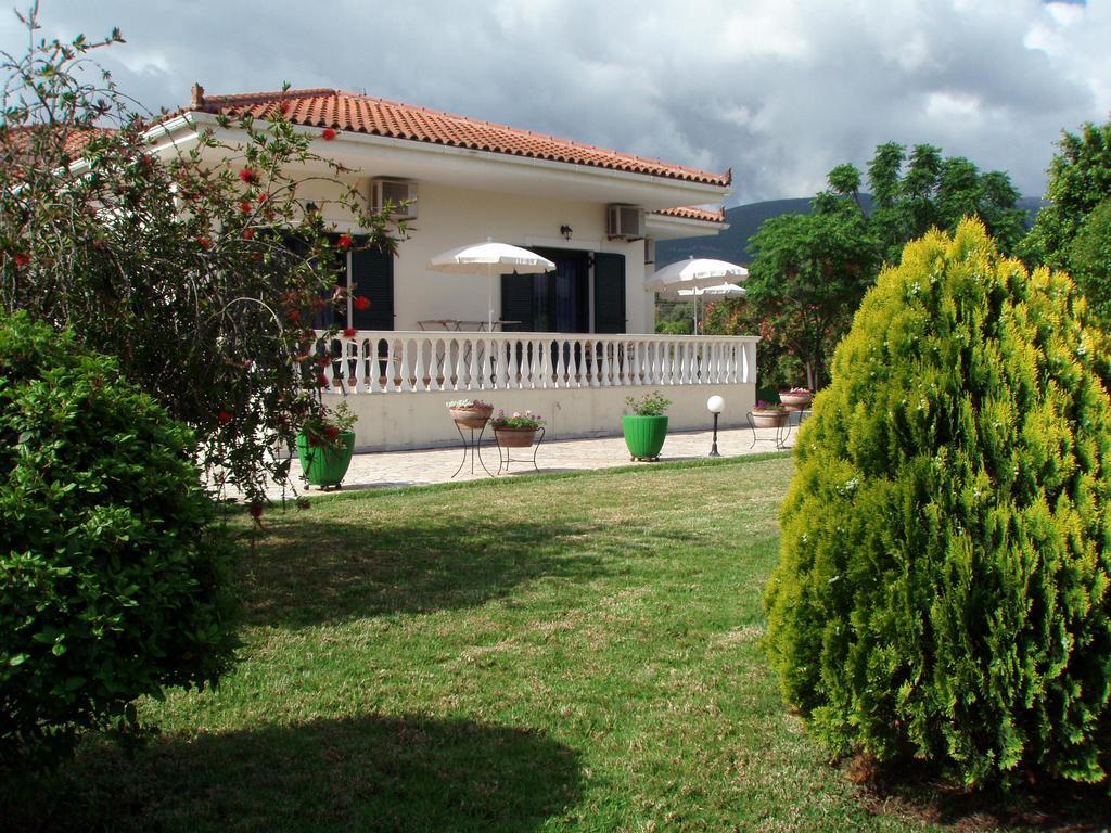 Finikes Studios Kefalonia Sami  Exteriör bild