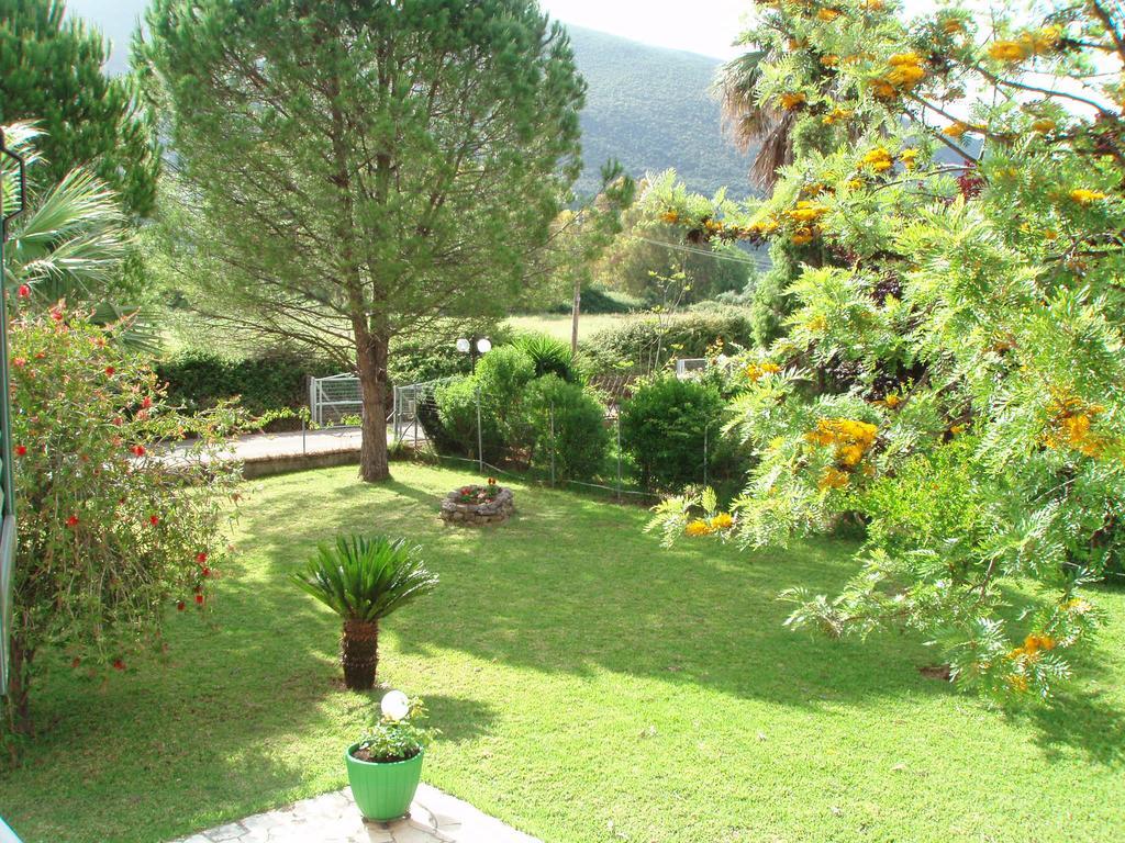 Finikes Studios Kefalonia Sami  Exteriör bild