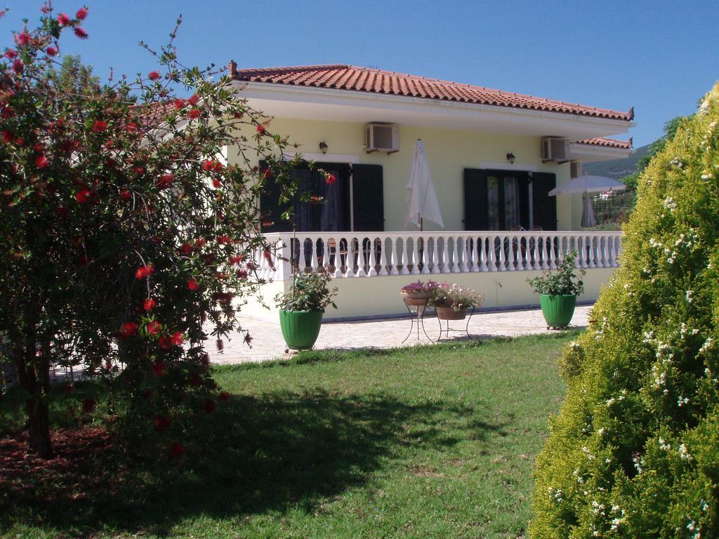 Finikes Studios Kefalonia Sami  Exteriör bild